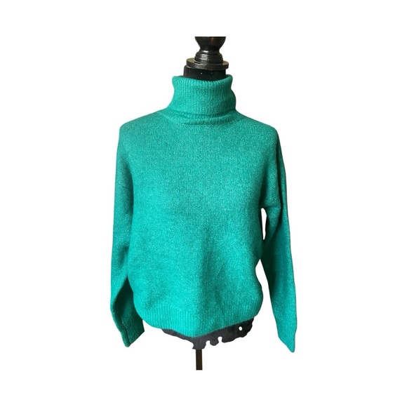 Lili Sidonio by Molly Bracken Green Turtleneck Sweater Size Small - Picture 1 of 4